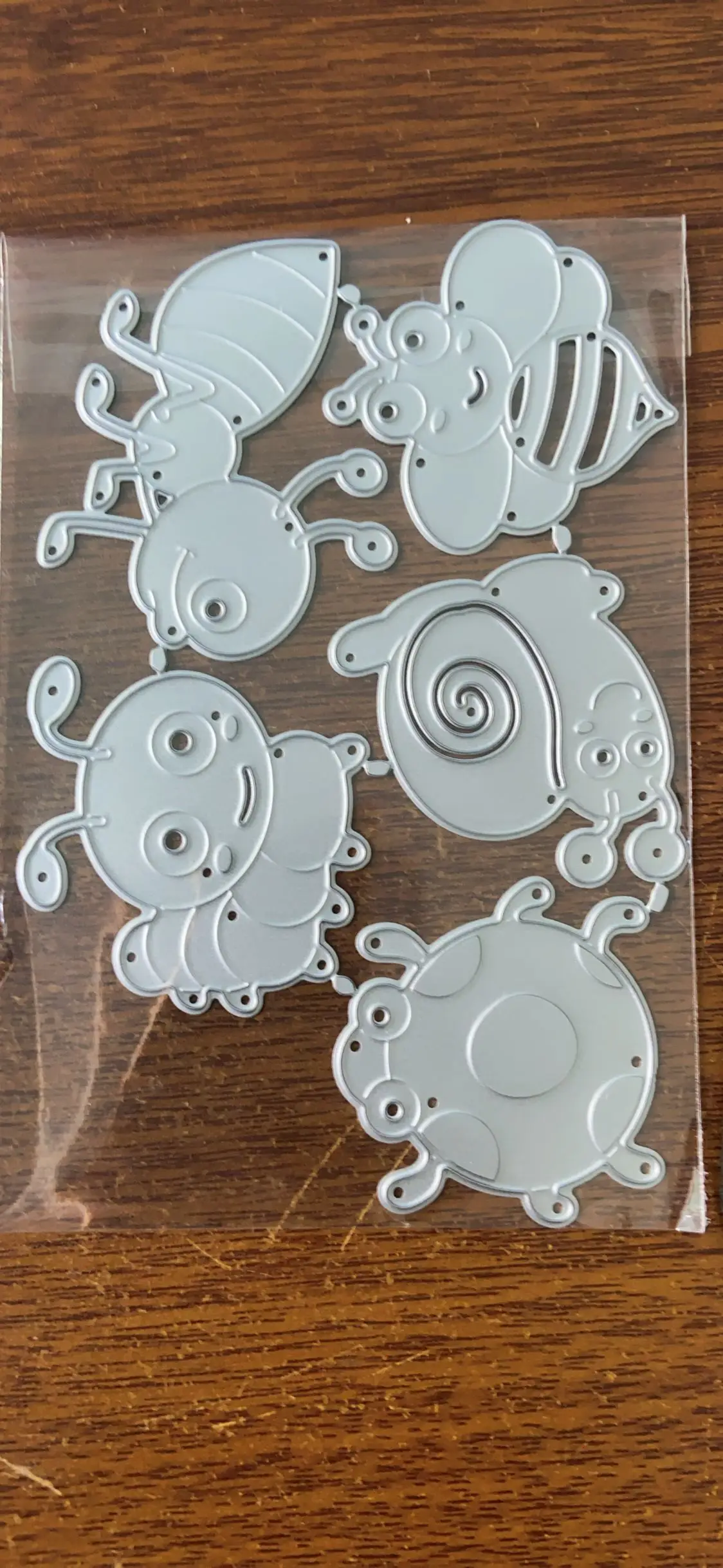 

Новый металлический штамп для вырезания пчел, Рождественское украшение, нож для скрапбукинга