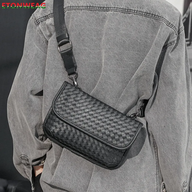 

Повседневная мужская нагрудная сумка, черная кожаная сумка через плечо для мужа, маленькая однотонная мужская сумка-мессенджер, модная муж...