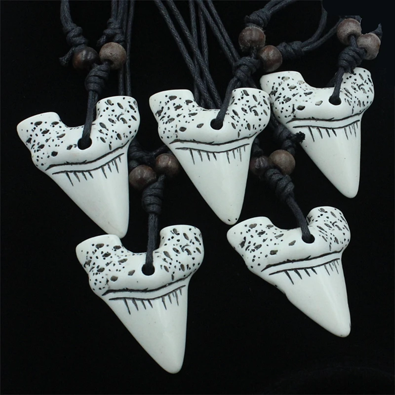 

Hot sale 12PCS shark tooth necklace sweater chain men and women resin imitation shark tooth pendant necklace jewelry gift