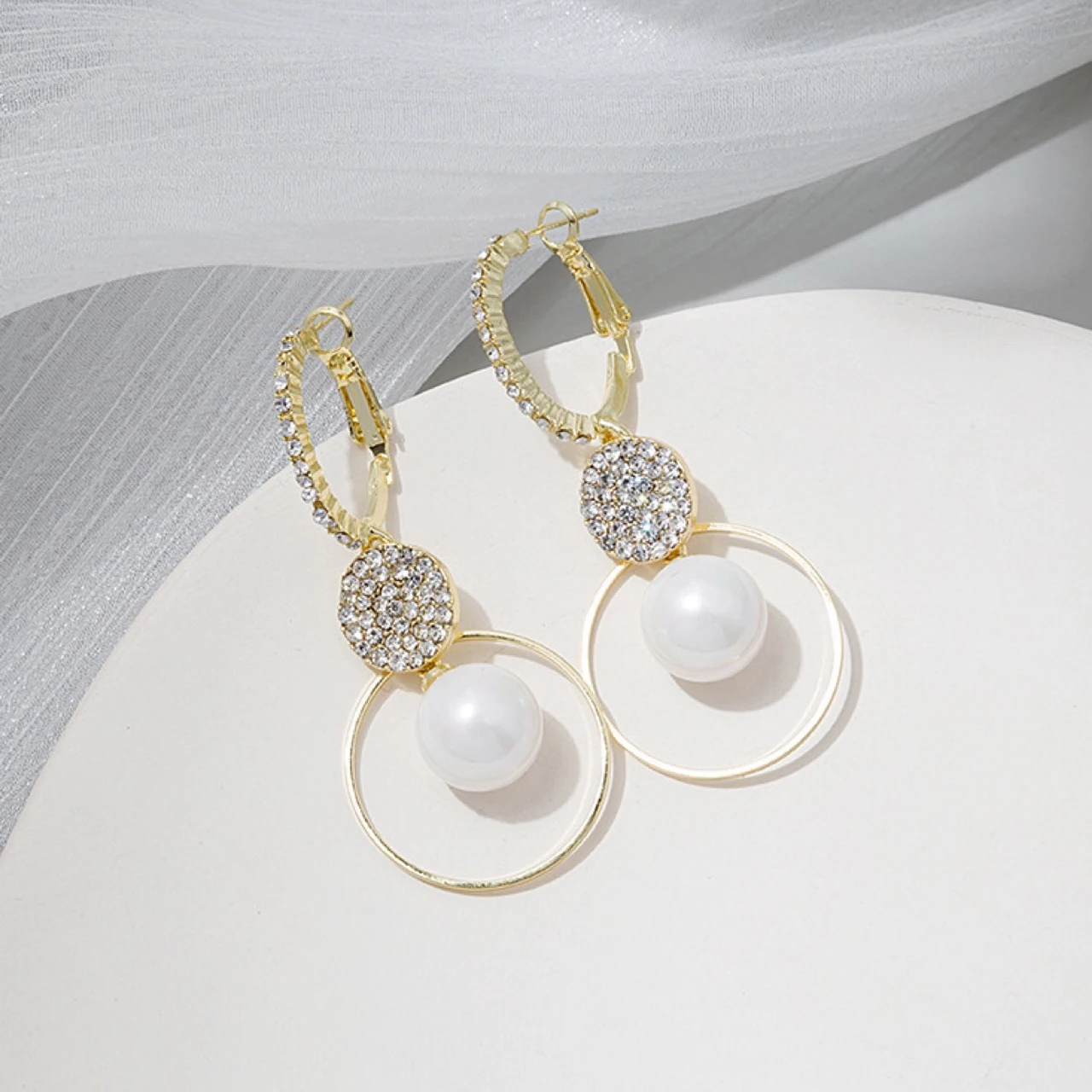 

Elegant Pearl Circle Dangle Earrings For Women Girls Classic Trendy Korean Fashion Drop Earring Fashion Jewelry Gifts