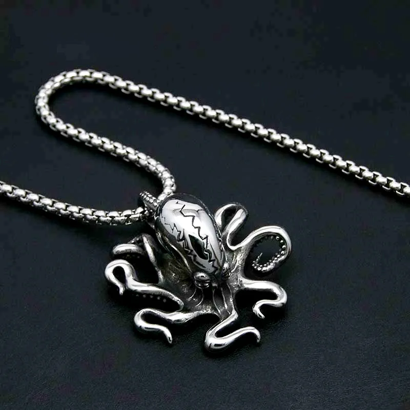Punk Cthulhu Octopus Pendant Necklace For Men Stainless Steel Ocean Animals Necklace Fashion Women Jewelry 2021