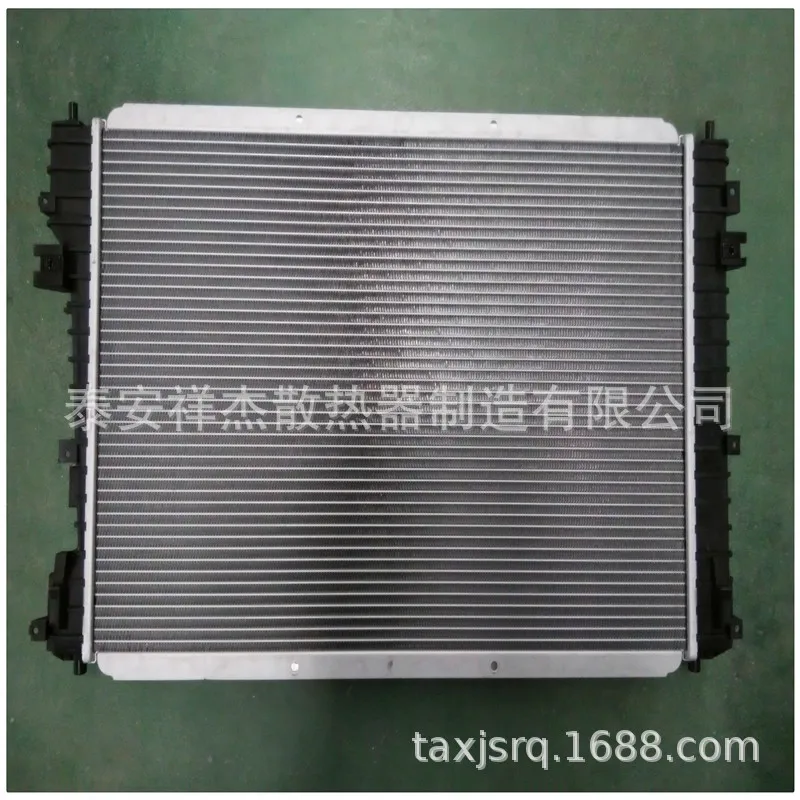 Радиатор для резервуара воды автомобильного радиатора Mercury Ford Mazda