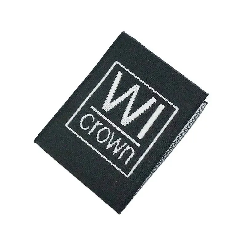 Индивидуальные этикетки типа флажок на футболку “Embroiedred одежды изготовленные