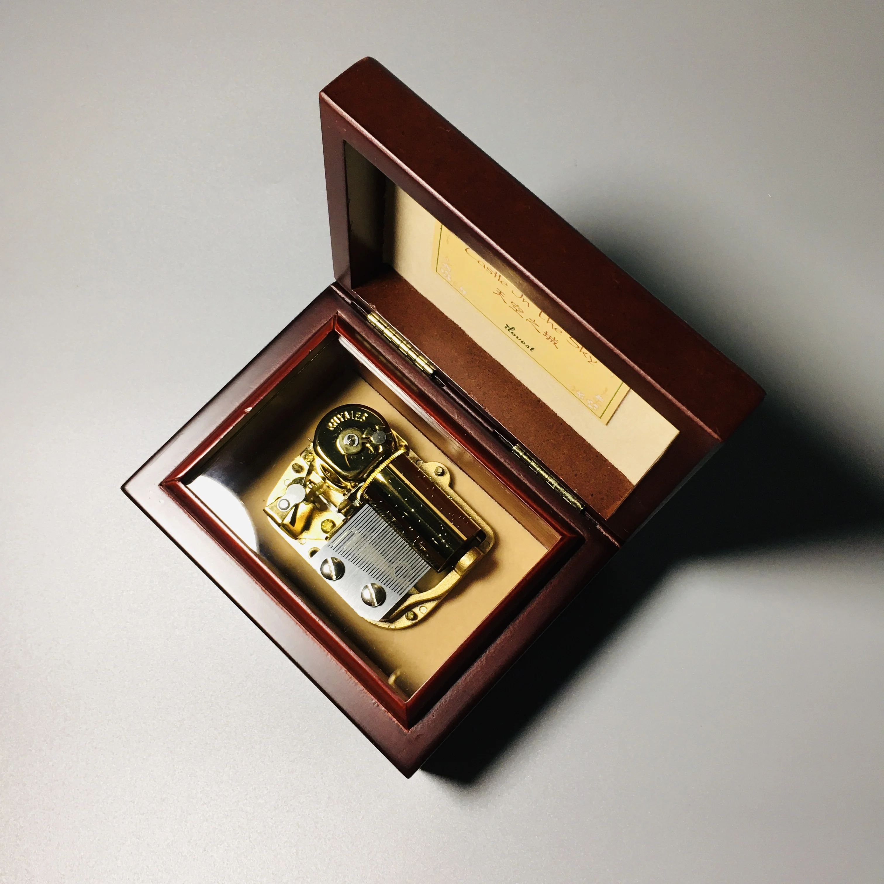 

30 Tones Wooden Music Box,Musical Movement,Creative gift for lovers/ Christmas,Birthday,Valentine's Day