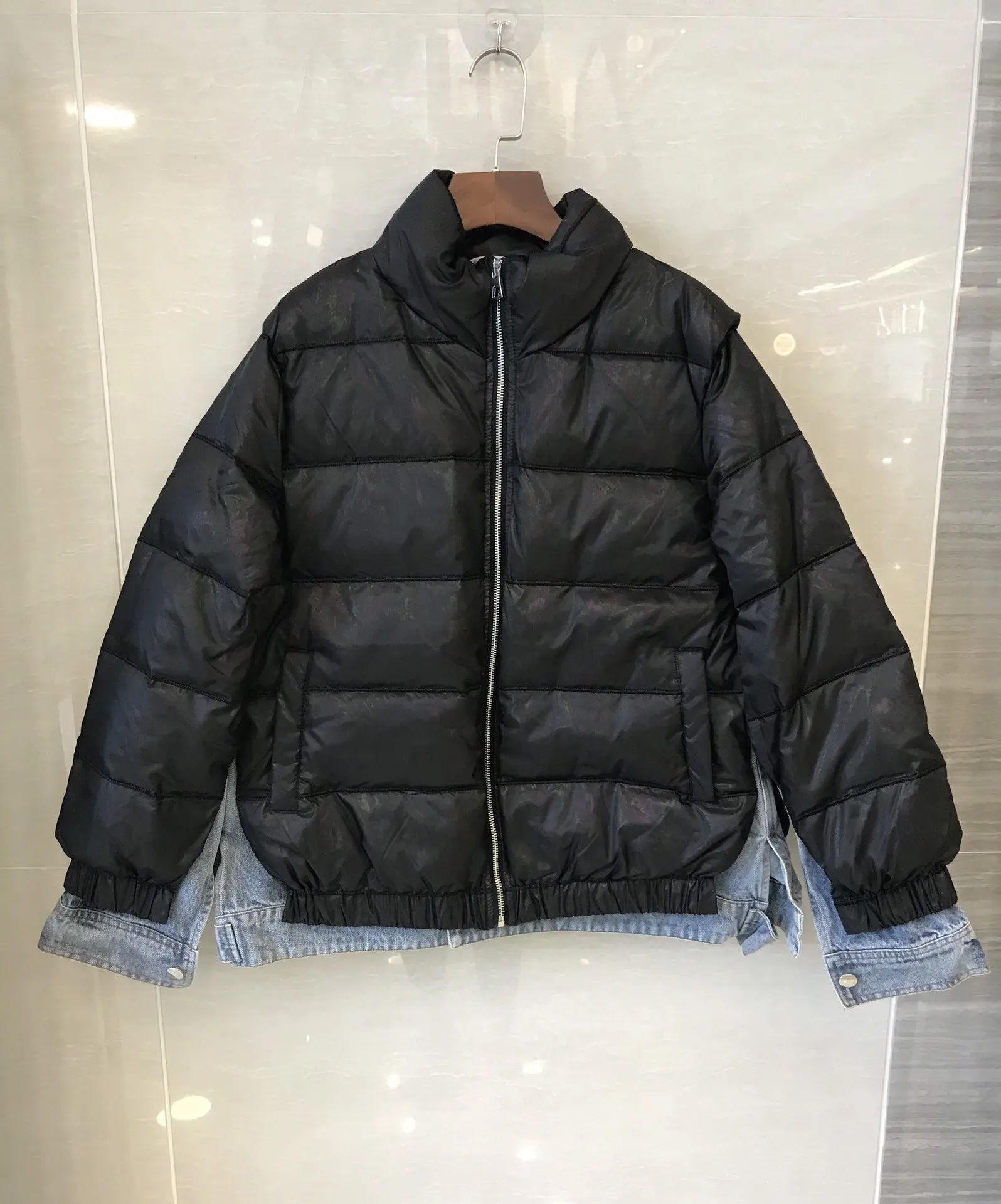 

Женские 2021 новый высокого качества Модные Длинные рукава со стоячим воротником джинсовый сшитая с подкладкой куртки 1023