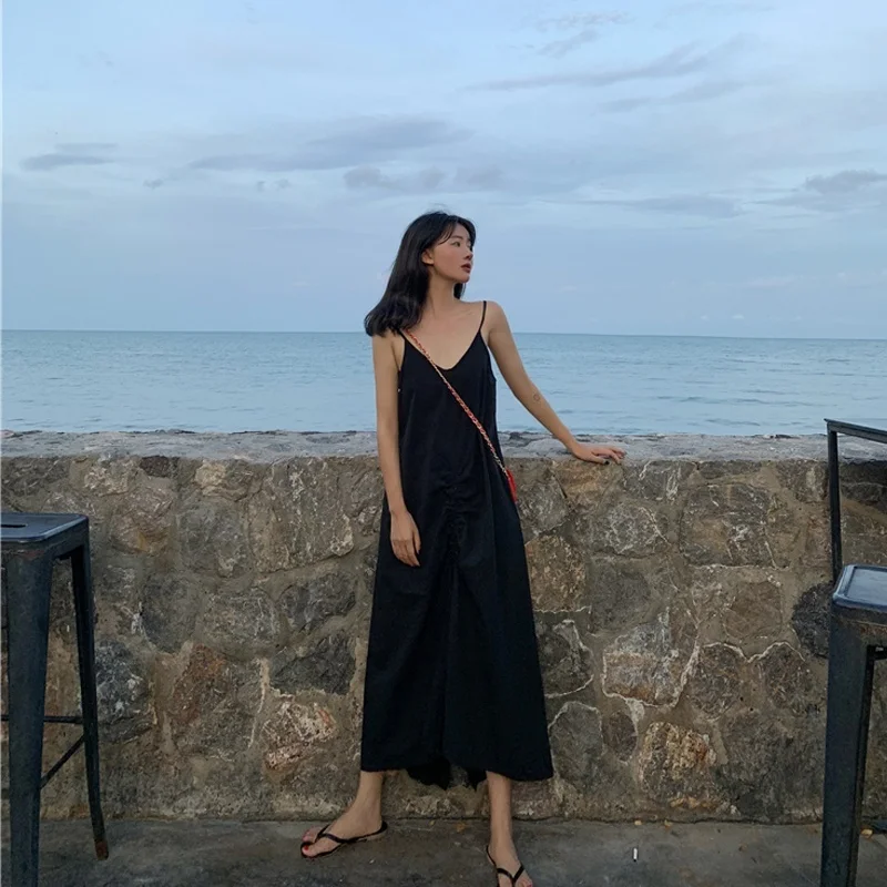 Женское платье макси свободного кроя плиссированное сексуальное на бретельках с