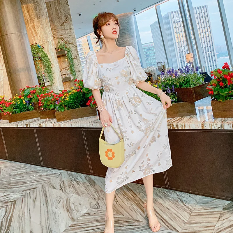 

2021 Summer Ladies Korean Casual Dresses Print Floral Puff Sleeve Dress for Woman Short Sleeve Corset Backless Midi Dresses