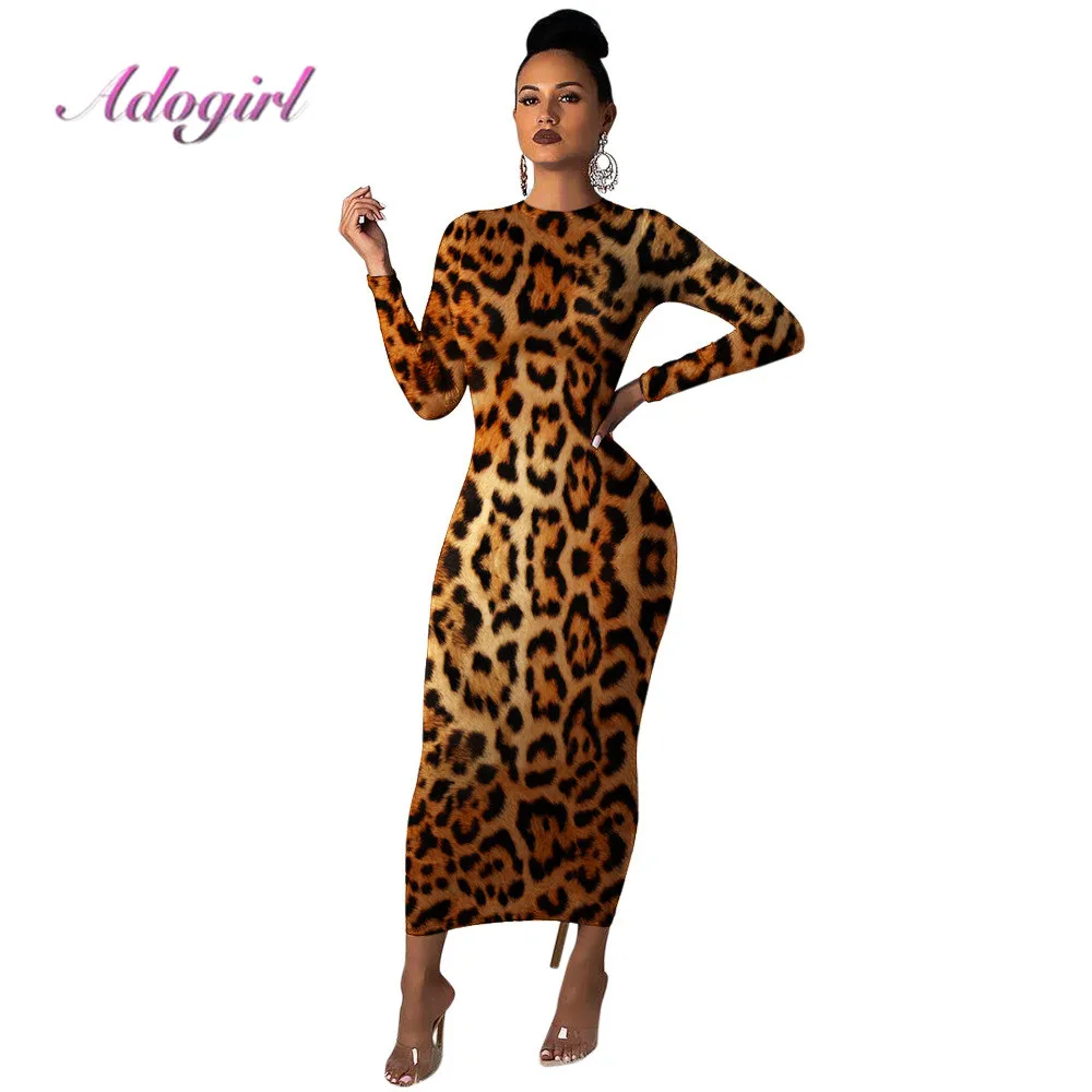 Повседневное длинное платье с леопардовым принтом длинным рукавом и круглым