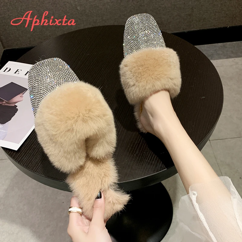Aphixta/теплые зимние тапочки на натуральном меху; женские шлепанцы с украшением в виде кристаллов; женские пушистые тапочки; женская обувь на плоской подошве с кроличьим мехом