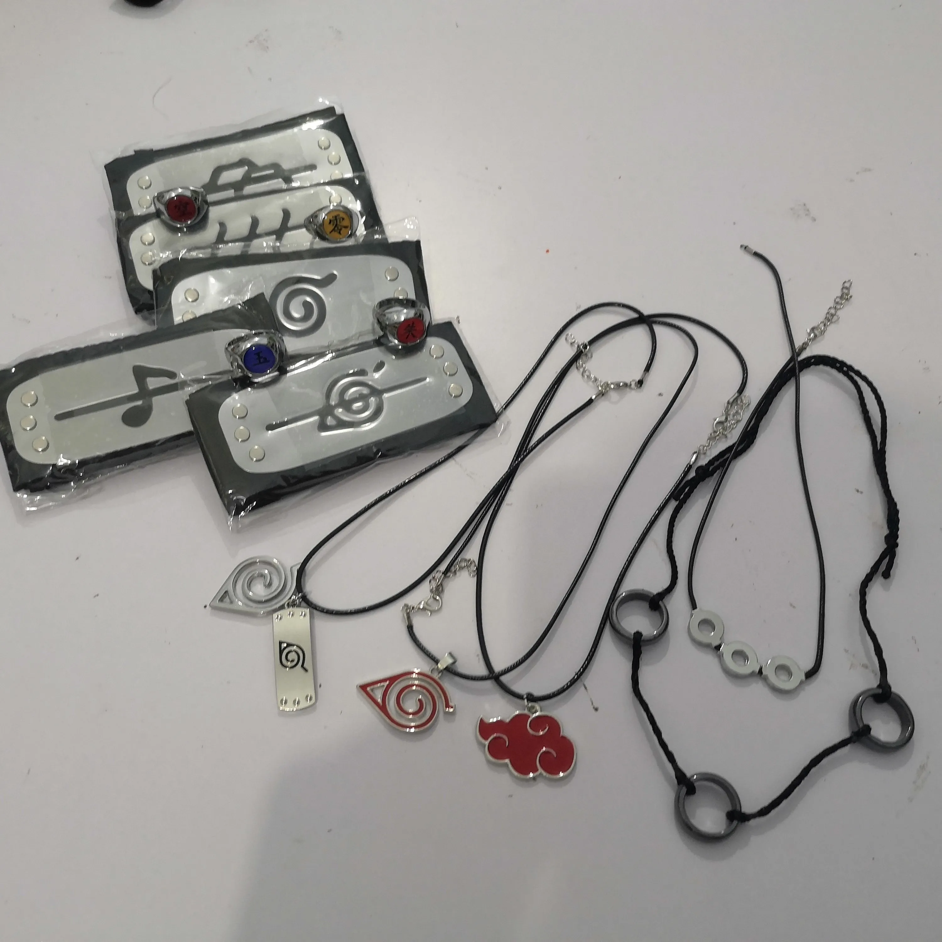 

Hapyto Akatsuki Uchiha Itachi Anime Headband Necklace Cosplay Prop