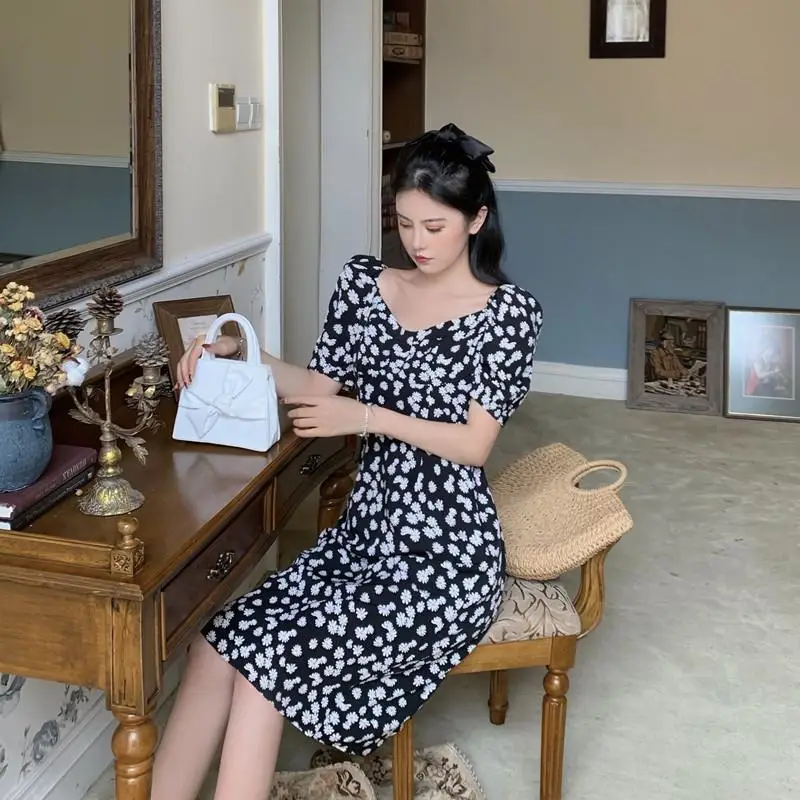 

Daisy Print Dresses Summer Women Fashion Lacing Square Collar High Waist Elegant A-Line Dress Sexy Slim Black Chiffon Dress Midi