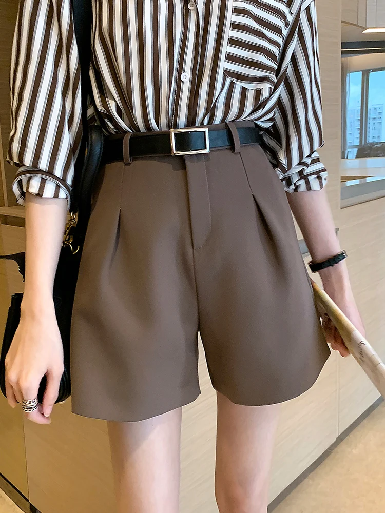 

Женские шорты МАЗ