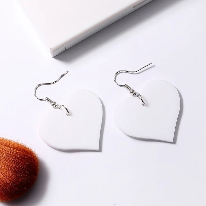 

2021 Jewelry Gifts Women New Creative Personality Acrylic Heart Shape Earrings