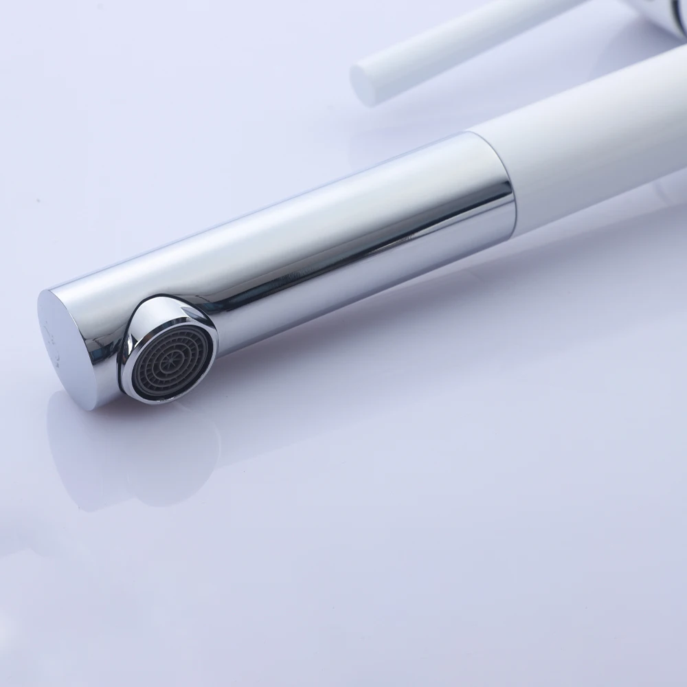 Smesiteli латунный Черный кран на бортике с одним отверстием одной ручкой для горячей