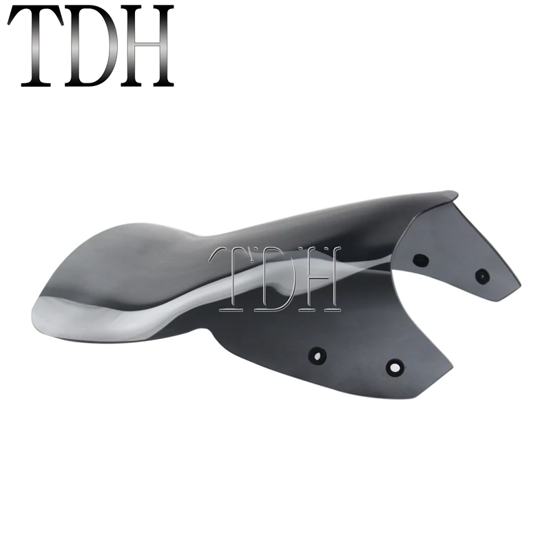 Black Tint Sport Touring Windshield Air Deflector Spoiler for M109R M50 M90 BOSS Limited Edition 2006- Cruiser Windscreen