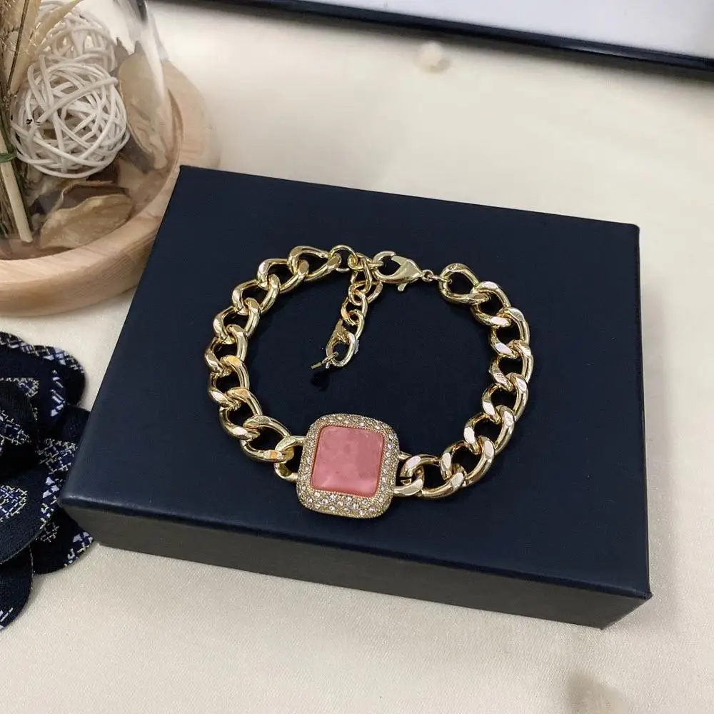 

2020 Hot Brand Fashion Jewelry Set For Women Thick Chain Party Gold Color Pearls Choker Bracelet Pink Color Pearls Jewelry Set