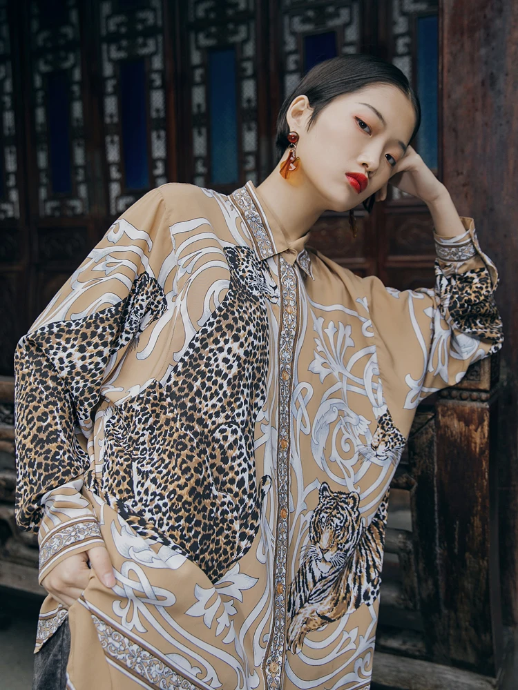 LYNETTE'S CHINOISERIE Spring Autumn Original Design Women Vintage Leopard Tiger Print Loose Chiffon Shirts/Blouses