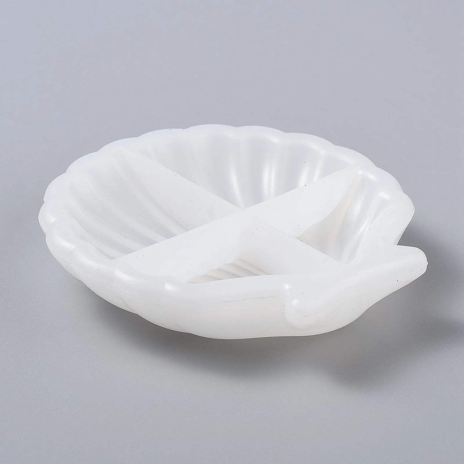 

2Pcs Lovely Shell Scallop Silicone Mold DIY Ashtray Tray Soap Dish Jewelry Tray Mould For Home Decor Wedding Hangmade Gift