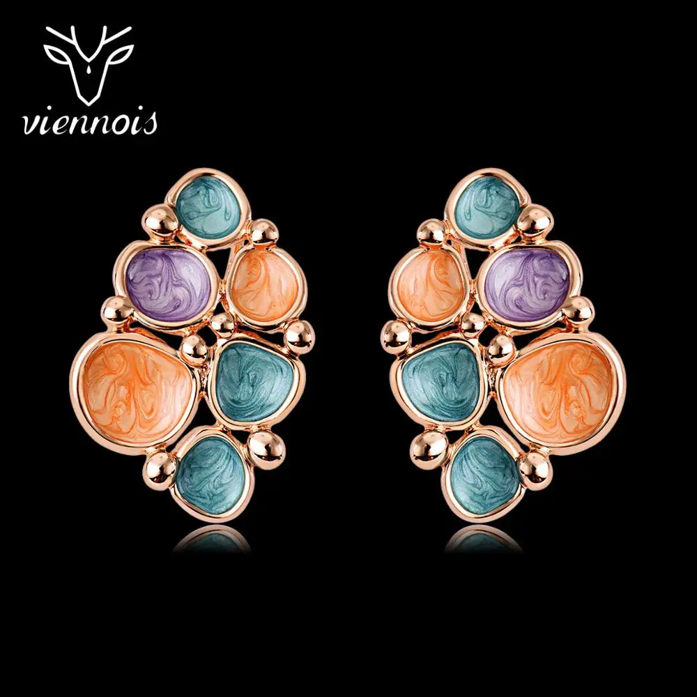 Женские серьги-гвоздики с эмалью золотистого цвета | Украшения и аксессуары