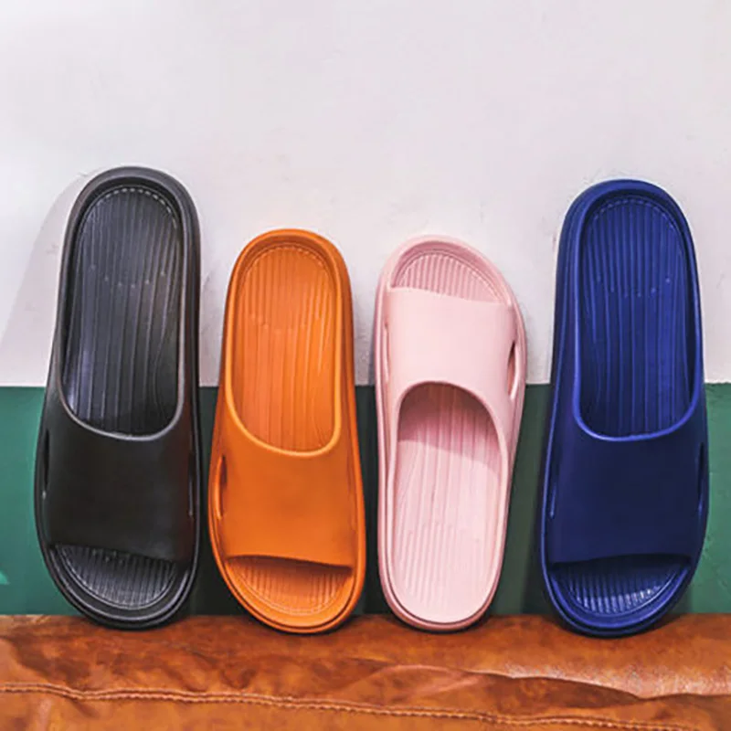 

New Couples Stylish Sandals Slip-Proof Thick-Soled Indoor Outdoor Men Flip Flops House Shoes Woman Super Sof Bathroom Slippers