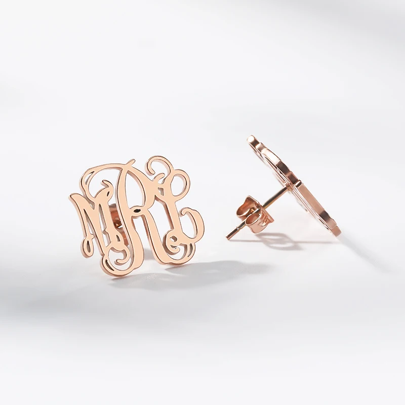 

Custom Vintage Monogram Letter Eearring Christmas Gift To Mom and Girlfriend Rose Gold Platinum Color Jewelry For Women
