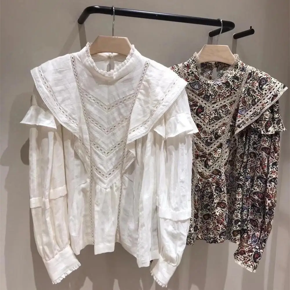 

Shirts & Blouses
