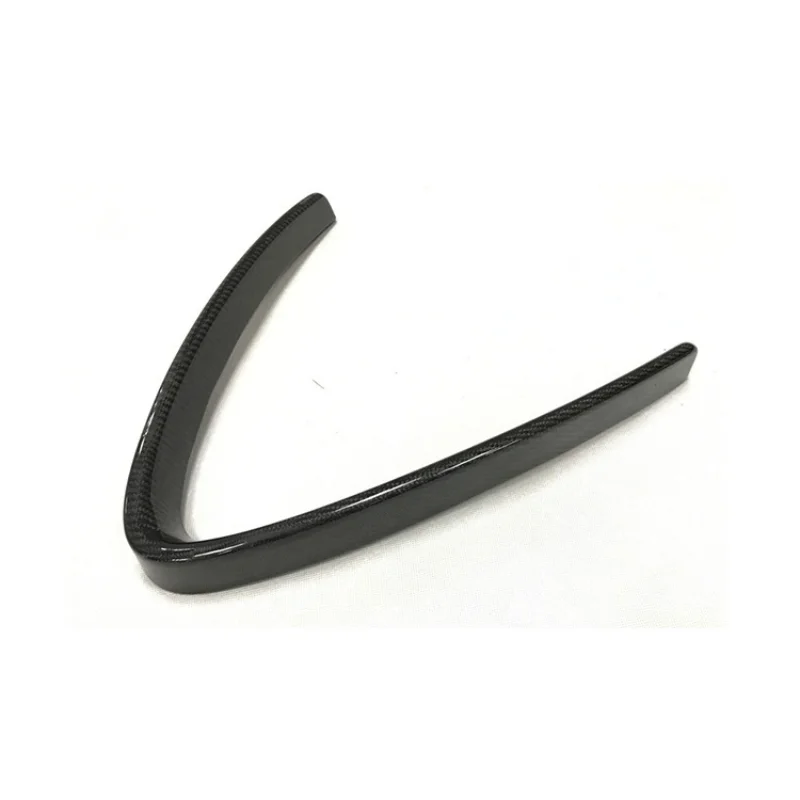 

For Modification of Alfa Romeo Giulia Medium Screen Juliet Carbon Fiber V-shaped Medium Screen Frame Decorative Strip