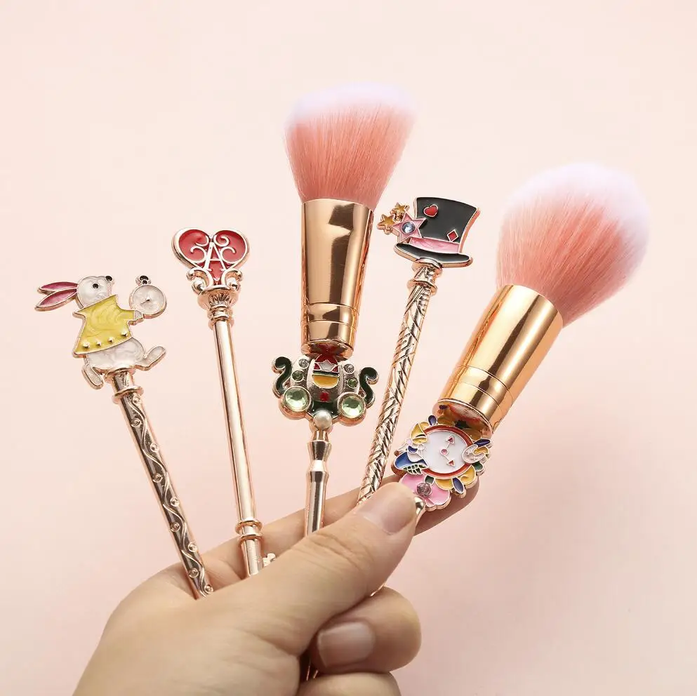 

5PCS Metal Handle Makeup Brush Set Anime Peripheral Makeup Tools Girl Birthday Holiday Gift