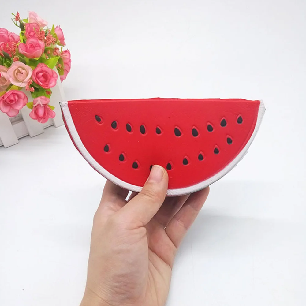 

2PCS Simulation Fruits Squeeze Durable Squeeze Practical Squeeze