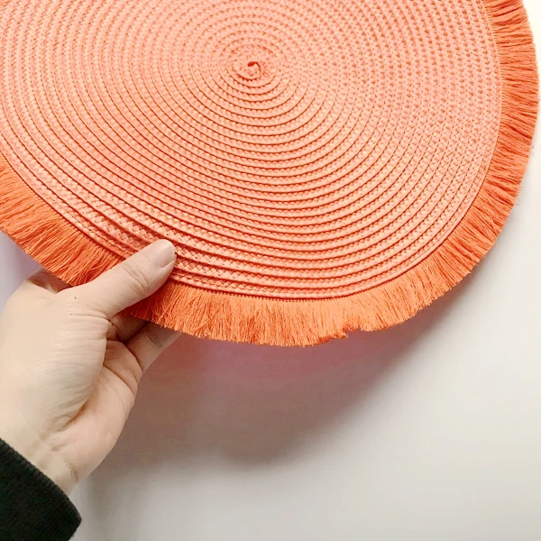 

1PCS Round Table Placemat PP Weave Waterproof Braided Dining Table Mats Coasters Set Bowl Pad Cutlery Table Decoration