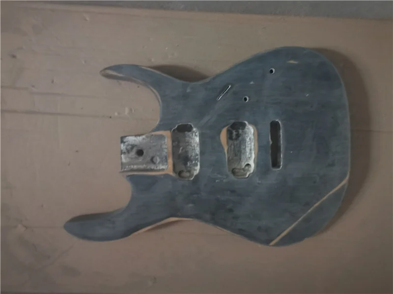 

Afanti Music DIY guitar DIY Electric guitar body (MW-392)