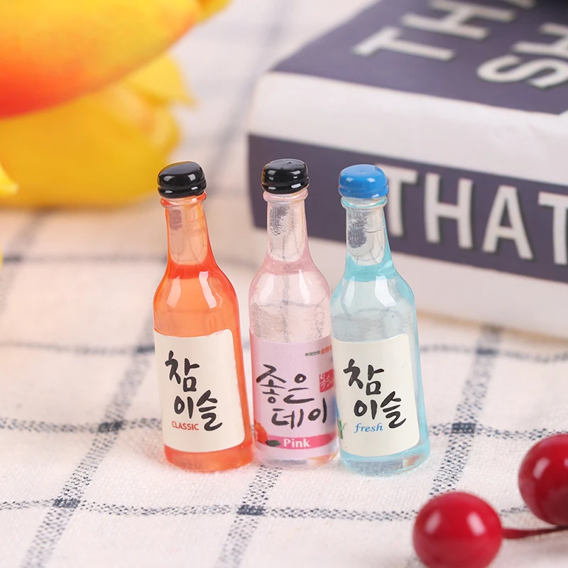 

10Pcs 1/12 Dollhouse Miniature Resin Beer Bottle Simulation Wine Bottle Model