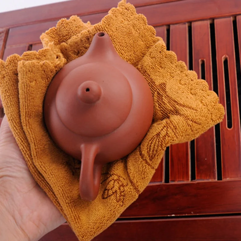 Вышитый цветочный узор в китайском стиле