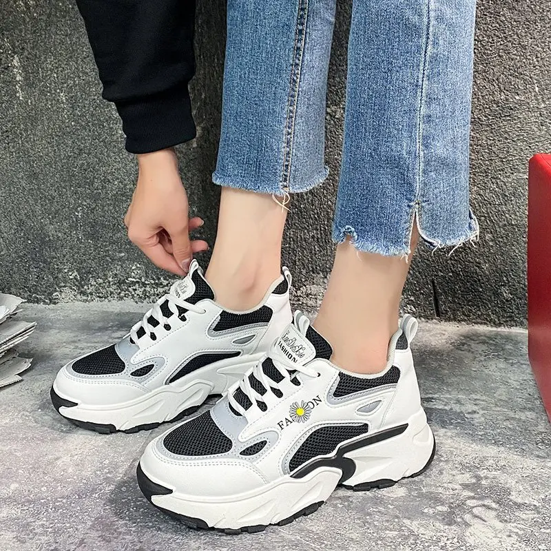 

Spring and Autumn new tall slim sports casual shoes fashion daddy shoes versatile platform shoes