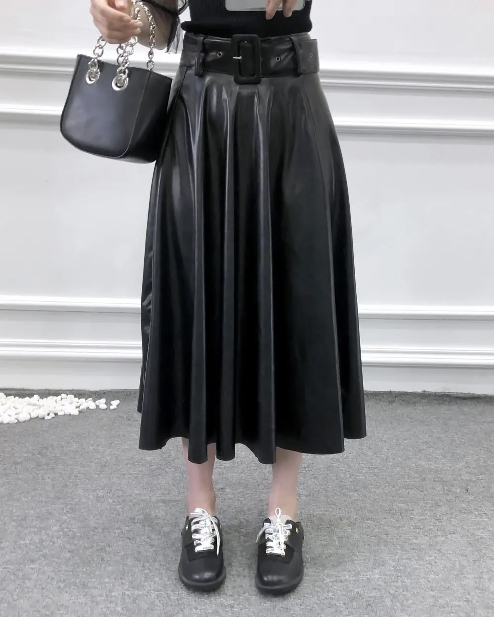Элегантные черные юбки из искусственной кожи Женская плиссированная юбка