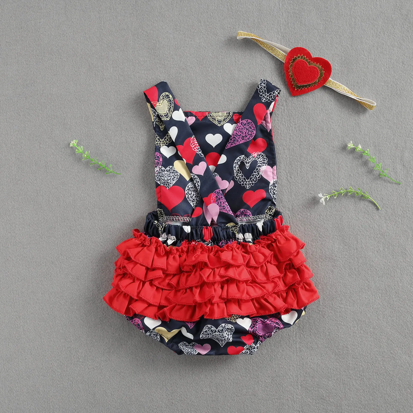 

2021 Baby Girls 0-24M Valentine Day Outfits, Love Heart Print Ruffle Bodysuit with Headband Set