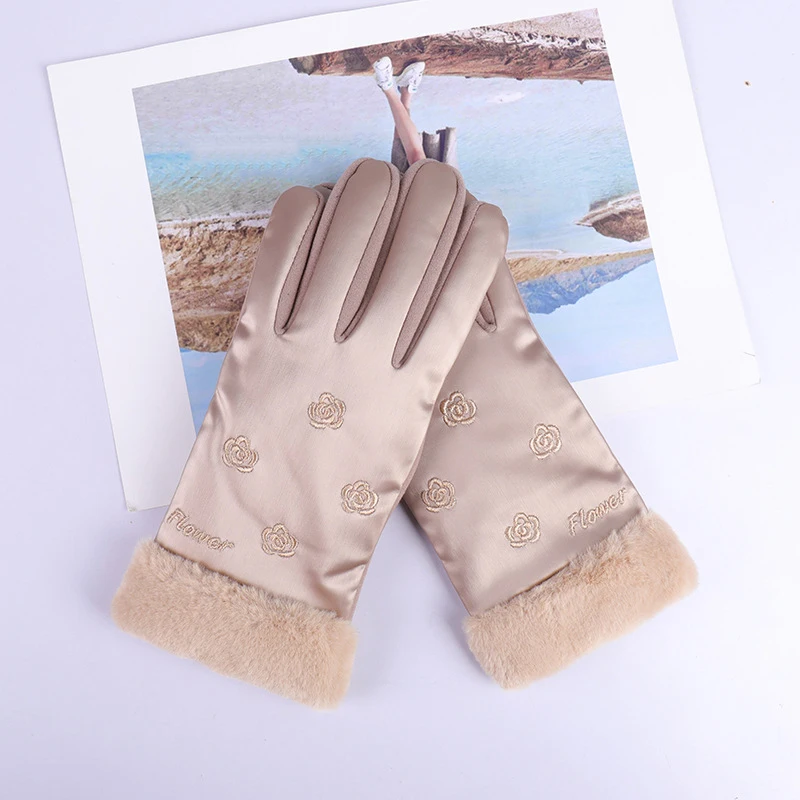

Women Touch Screen Velvet Glove Autumn Winter Cute Furry Mittens Warm Full Finger Mittens Outdoor Sport Fashionable Gloves