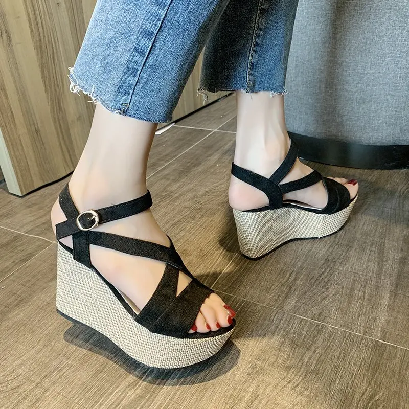 

2021 Women Ladies Women Fish Mouth Non-slip Platform Slope High Heels Sandals Buckle Strap Sandals Outdoor Style for Women
