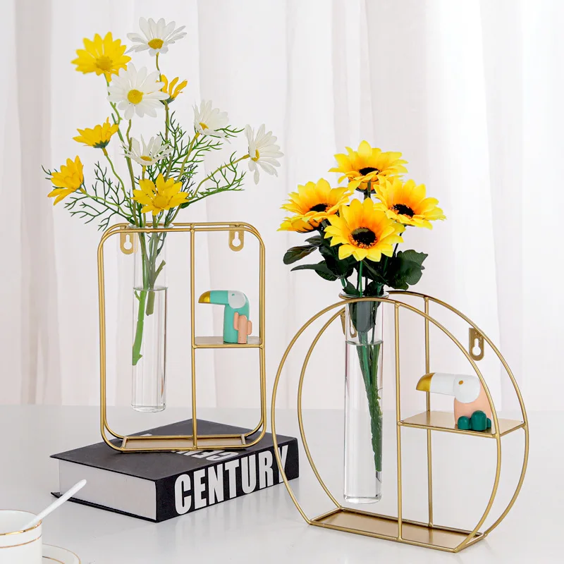 

Wrought Iron Hydroponic Flower Green Radish Bottle Nordic Luxury Vase Desktop Ornament Plant Ecological Bottle Home Garden Decor