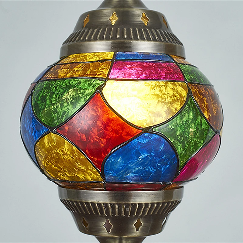 

Turkish Romantic LED Table Lights Retro E27 Handcrafted Stained Glass Decor Bedroom Bedside Vintage Nightstand Mosaic Desk Lamps