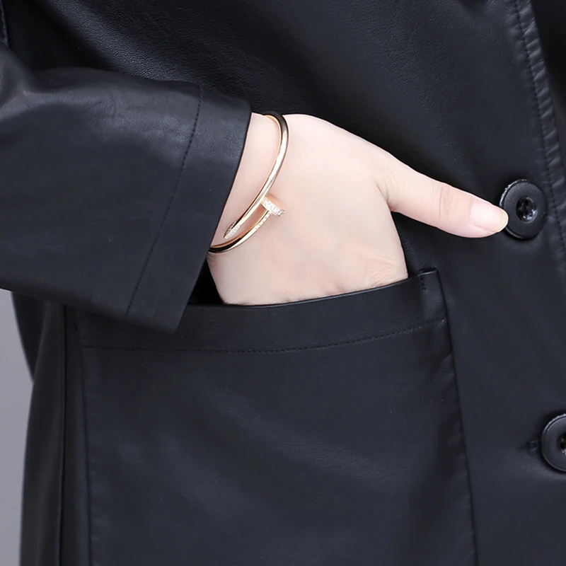 Весенняя куртка Женское пальто из искусственной кожи средней длины осенняя