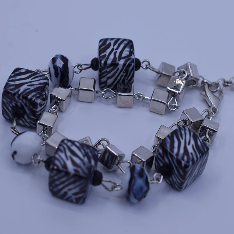

Krasivaya Plastic Square Beads Italy Style Wholesale Bracelet For Women Fashion Jewelry