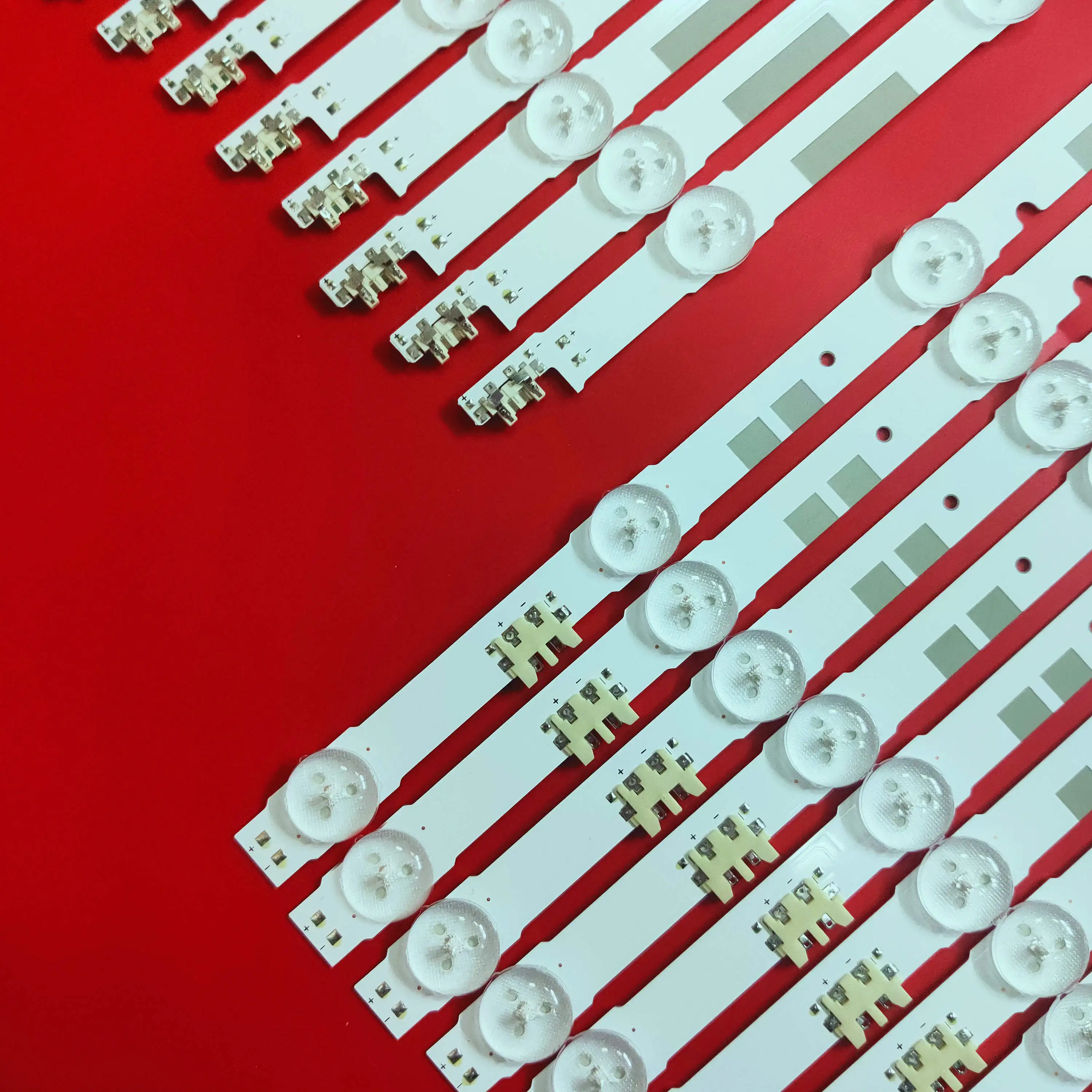 Светодиодная лента с подсветкой 14 ламп для телевизора Samsung 55 дюймов UN55JS700DF