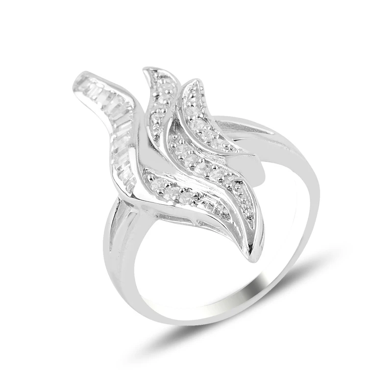 

Серебряное циркониевое кольцо Silverlina