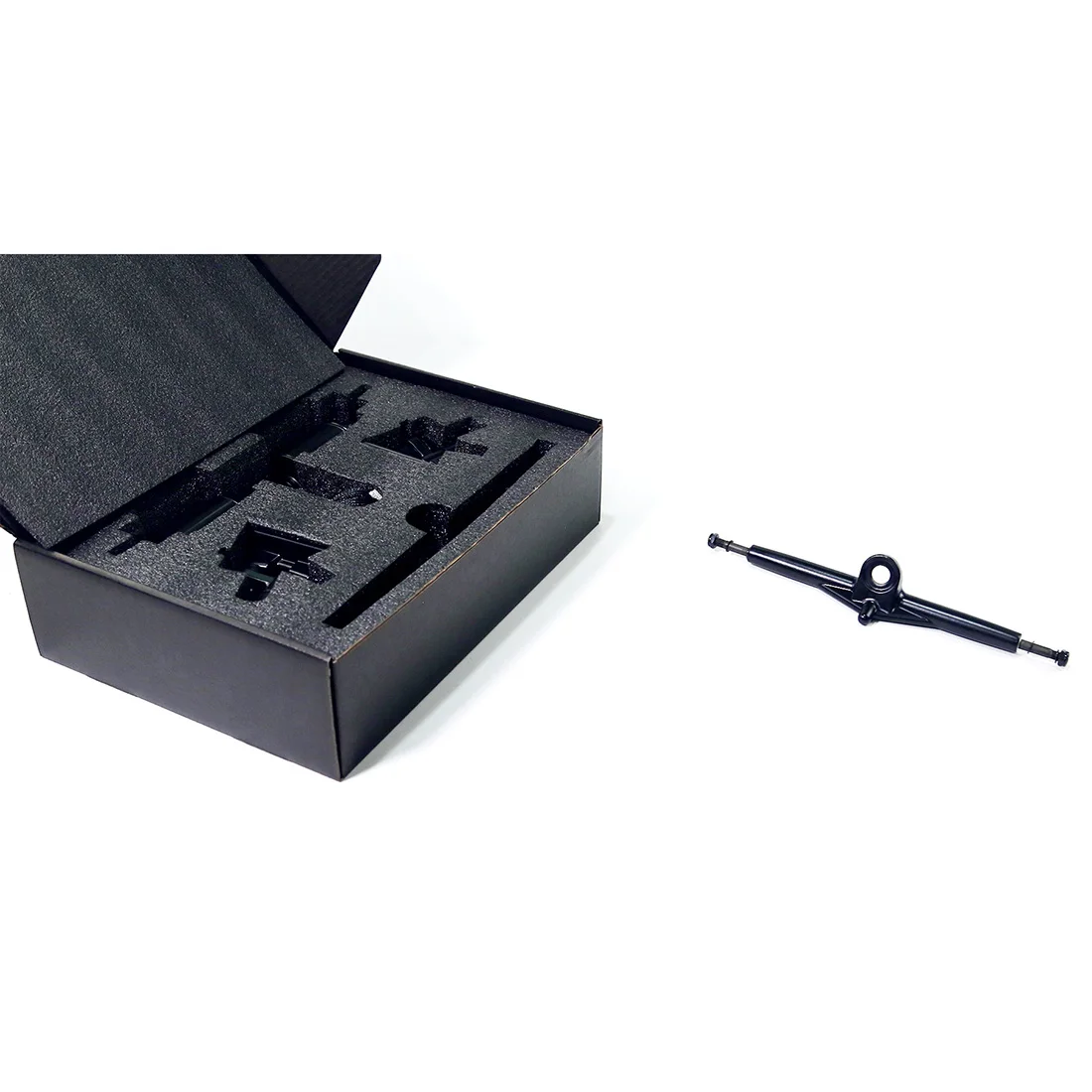 

105BP Direct Drive Motor Kit with Black Honeycomb Tires