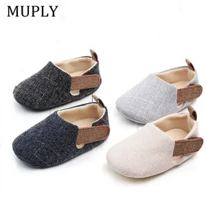 Клетчатая обувь для маленьких мальчиков и девочек, ботиночки для малышей классическая мягкая подошва для новорожденных 0-18 месяцев, Новое поступление