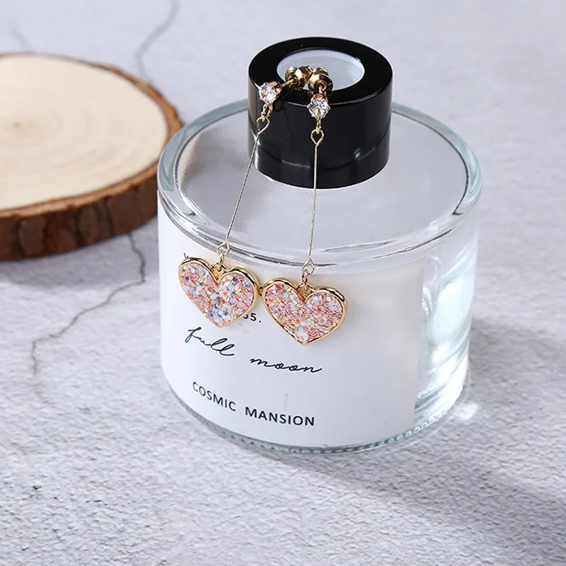 Женские серьги в форме сердца красные длинные с блестками Корейском стиле