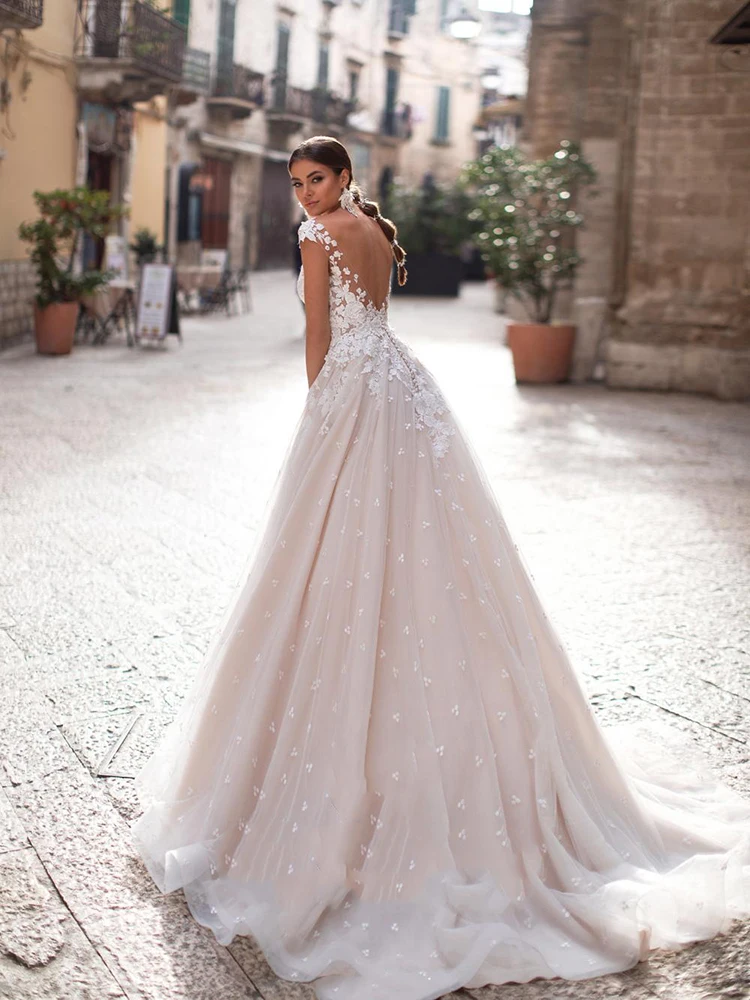 

YILIBER Lace wedding dress v-neck sleeveless atmosphere wedding gown 3d flower pink backless lace tailing plus size