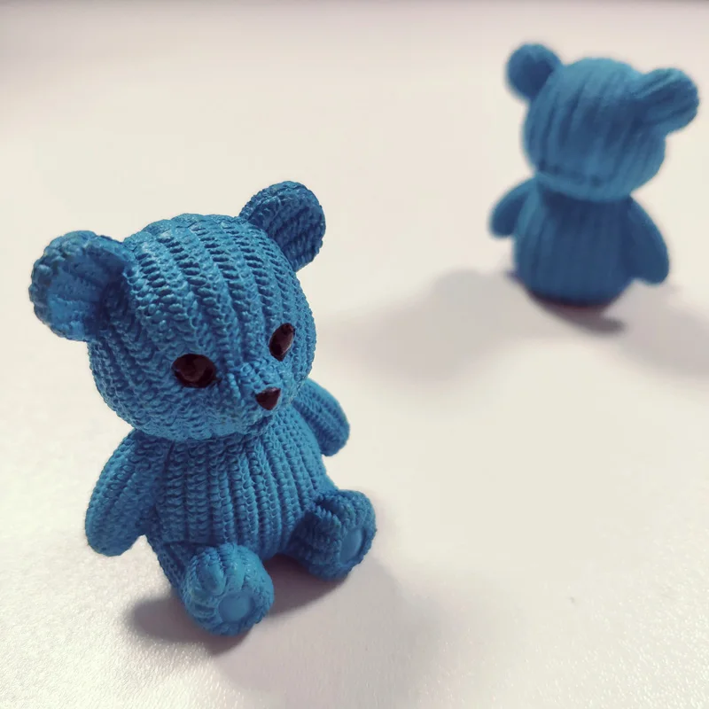 Blue Мини милый медвежонок из смолы, фигурка из мультфильма, животное, медведь, модель, фигурка, коллекция игрушек, кукла, игрушка, подарок для fguurines, домашний декор - Цвет: Blue