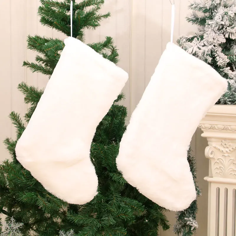 

Snowy White Christmas Stockings Faux Fur Christmas Stockings Hanging Ornaments Candy Gift Bags for Christmas Decorations